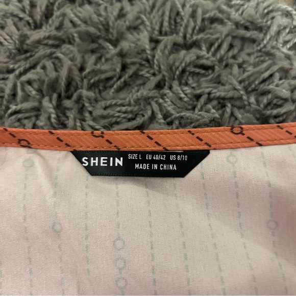 SHEIN flowy orange blouse - Picture 4 of 6